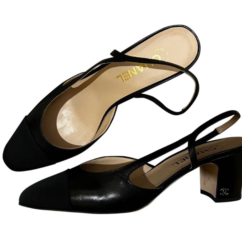 Chanel slingback